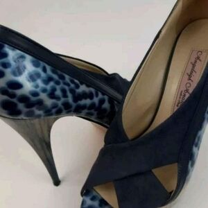 Stylish Blue Leopard Print Heels